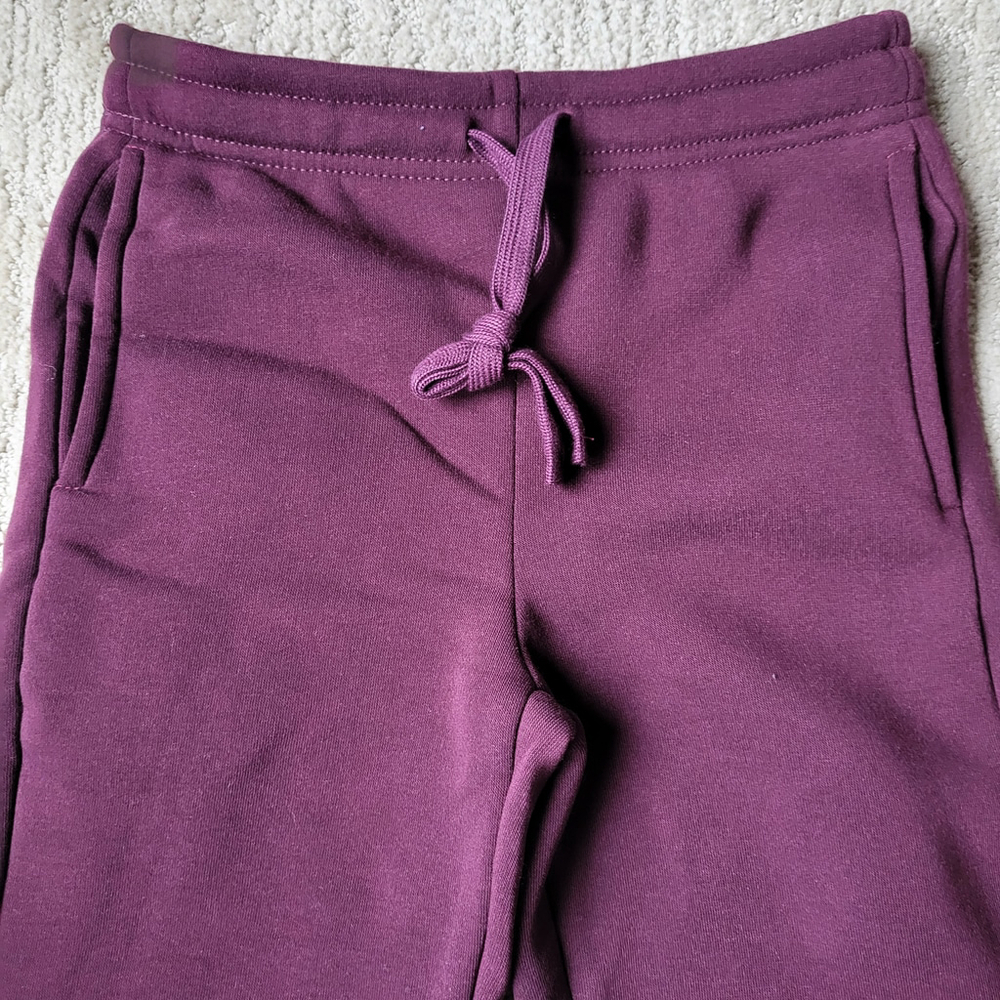 Boy’s Real Essentials Sweatpants with Pockets – Burgundy – Size M – NWOT - Picture 4 of 8